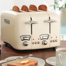 DeLonghi Argento 4 Slice Retro Toaster Cream CT04E