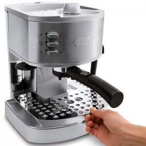 DeLonghi 15 Bar Pressure Pump Espresso & Cappuccino Coffee Maker EC330S